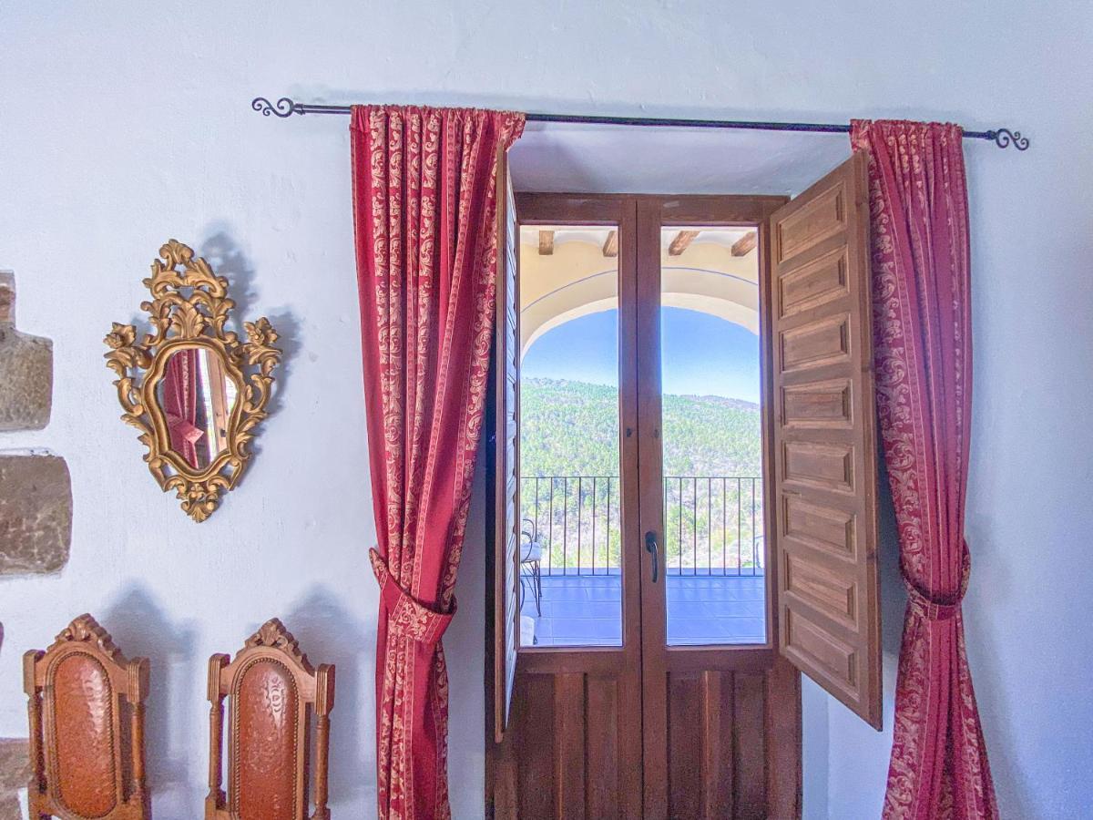 Casa Rural Sant Petrus De Madrona Pinell de Solsones Luaran gambar